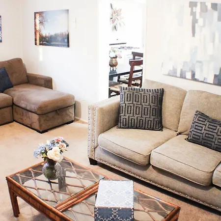 California Ave - 2 Bedroom - Home Away From Home! Pittsburgh Extérieur photo