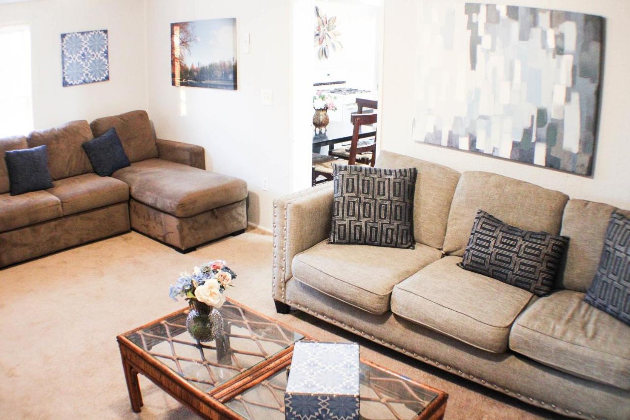 Appartement California Ave - 2 Bedroom - Away From Home! *